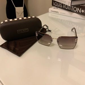 Henri Bendel Tara the influencer sunglasses